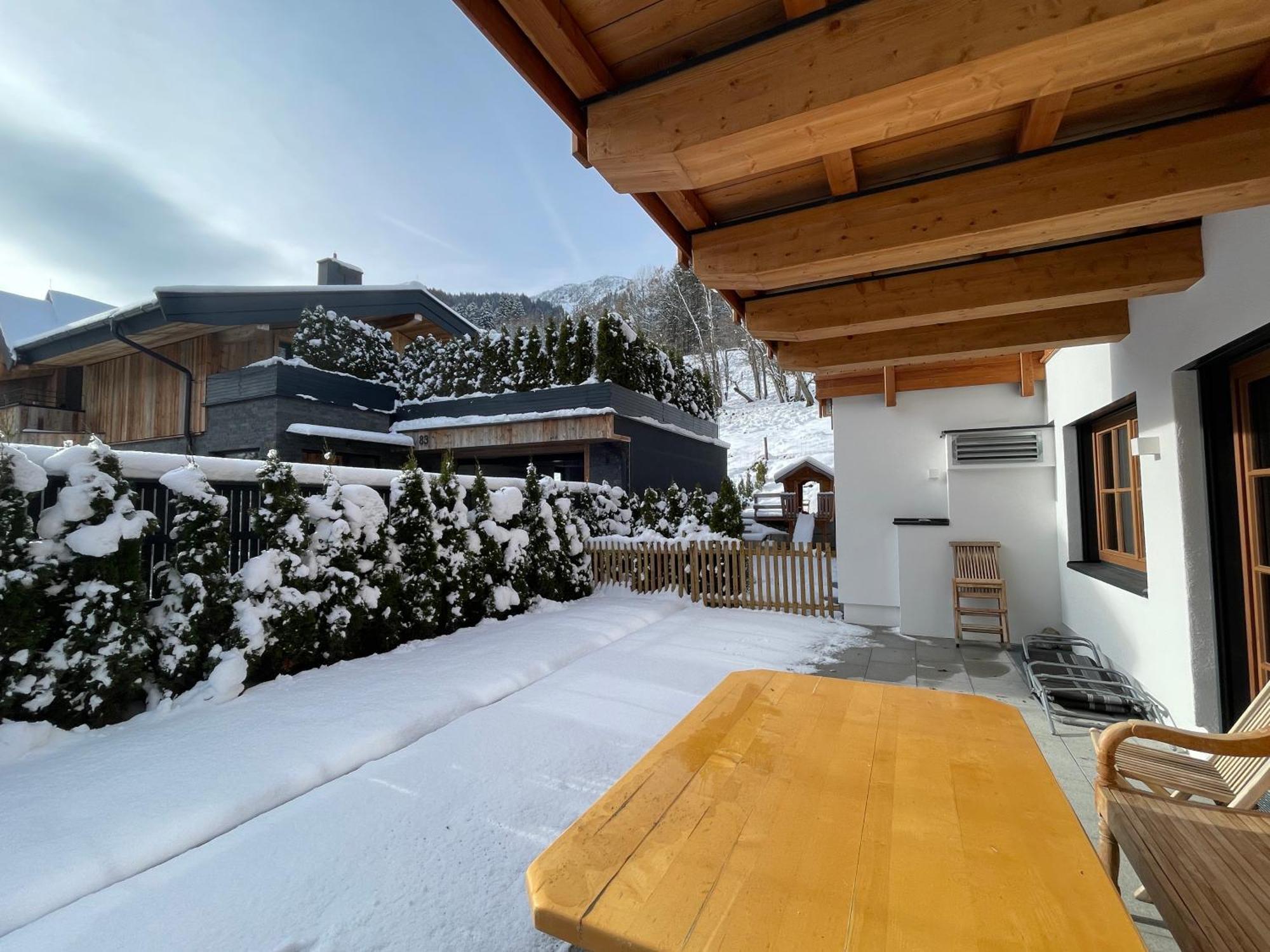 Garten Suite Kirchberg By Alpine Host Helpers Kirchberg in Tirol Exterior photo